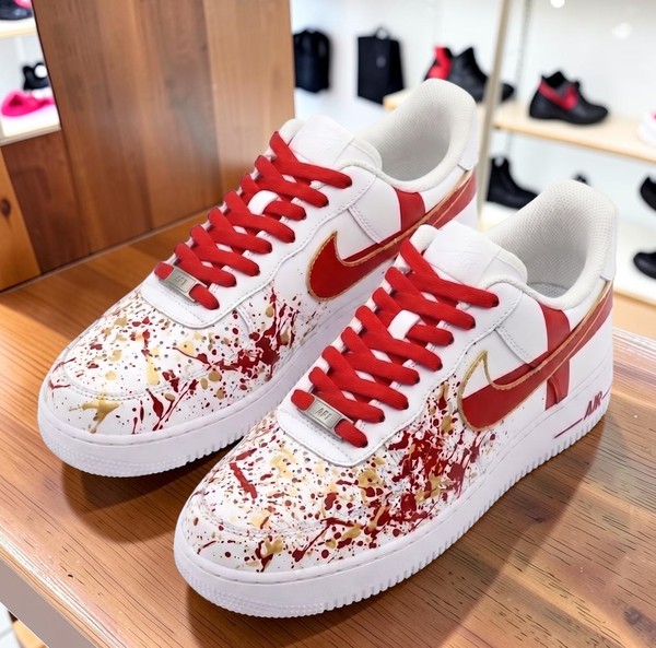 Red & Gold Splatter Paint Sneakers, Custom Hand-Painted White Shoes, Artistic Drip Design Low-Top Trainers - Custom Hand-Painted Shoes | ZivoSell